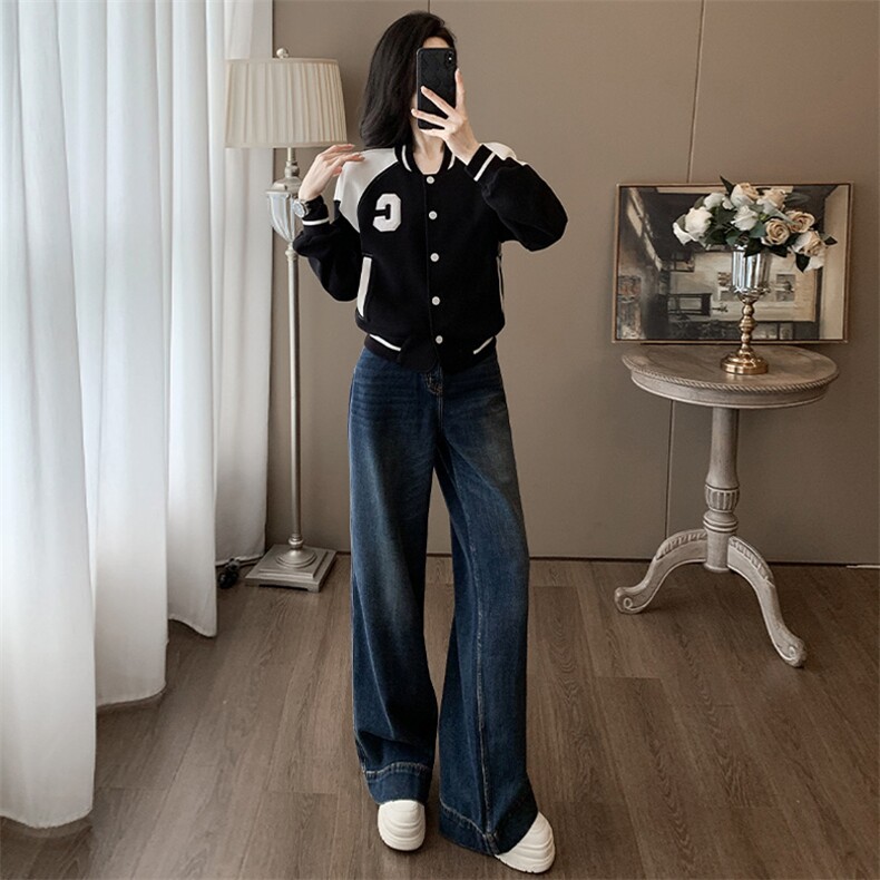 复古时尚休闲运动棒球套装女春季黑白拼接夹克阔腿牛仔裤两件套潮图片