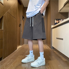 灰色
