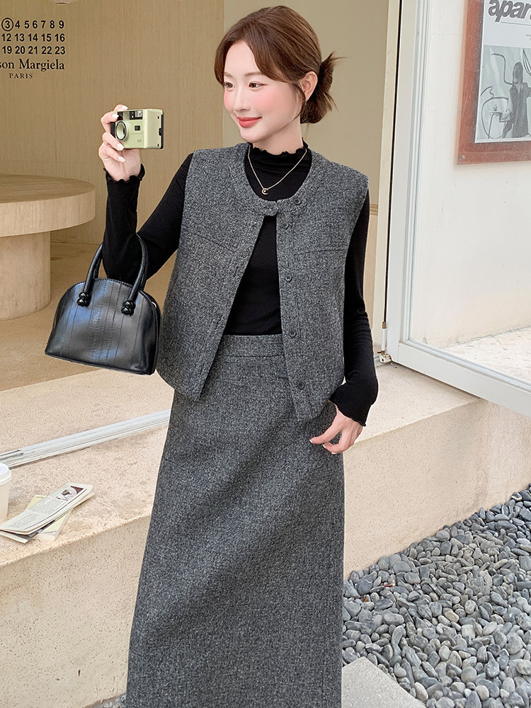 灰色高级感小香风马甲套装裙女2025秋季复古气质轻熟风毛呢三件套,女装套装/套裙,纯色衣恋
