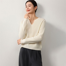 2024秋冬时尚保暖V领高级感纯色羊毛衫，女装羊毛衫，鹿一羊绒