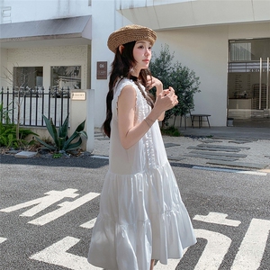 木耳边米白色无袖连衣裙女夏2025新款小个子甜美显瘦今年流行漂亮图片