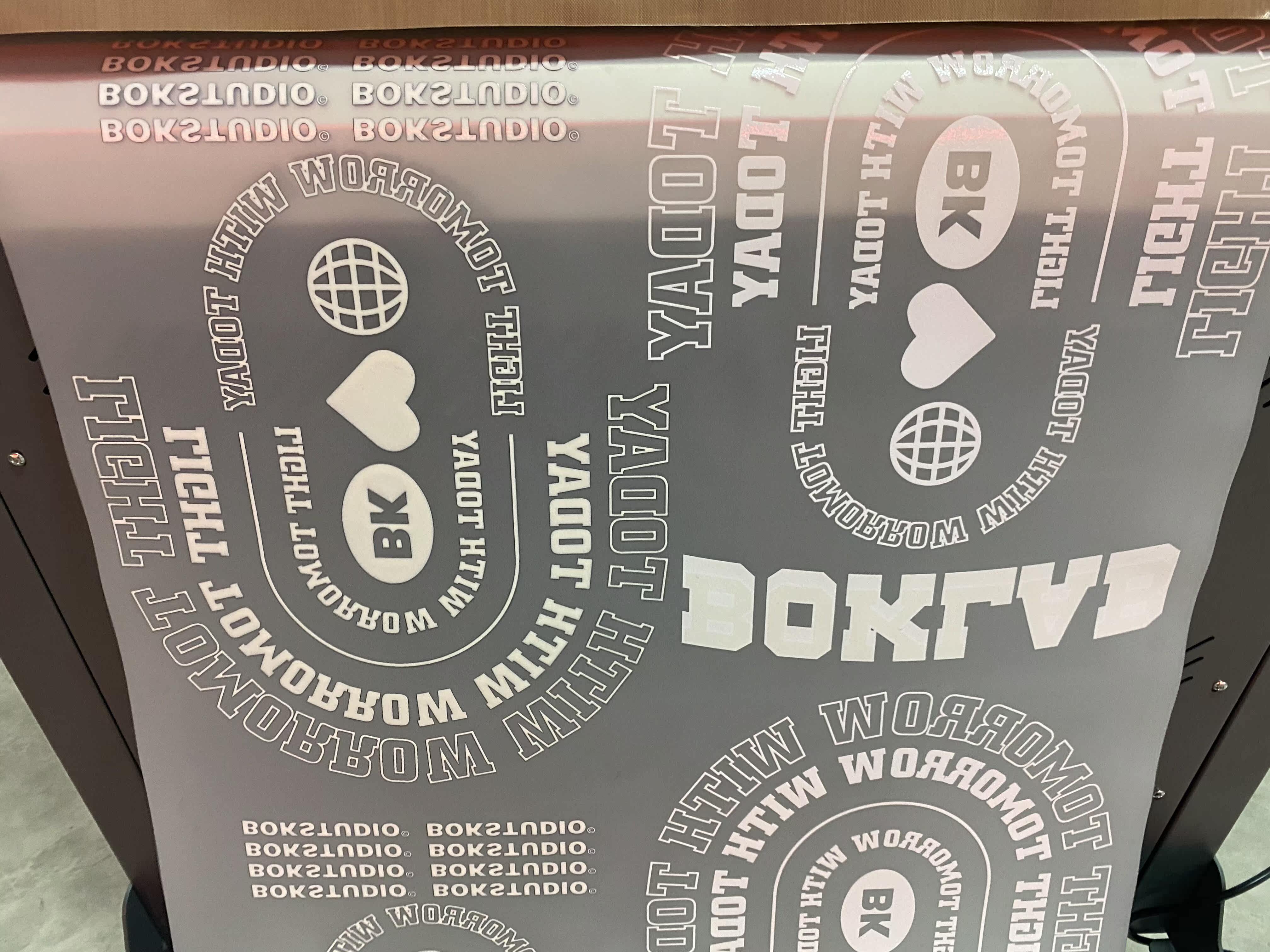 Фото машины pet打印机 白墨打印机 热转印打印机 pu打印机  柯式烫画打印机 Mingda