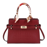 Красная сумка через плечо, изысканный стиль