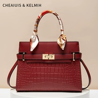 Бордовый, крокодиловый принт, подарок на день рождения