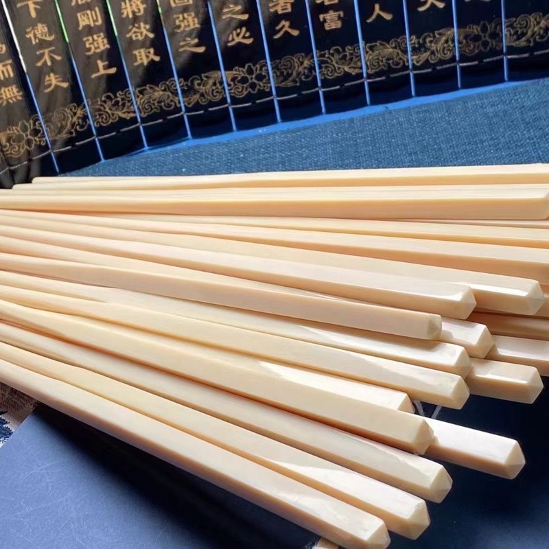 Natural Mammoth Ivory Straight-Cut Chopsticks, Health-Preserving, with Blood Vein Texture, High-End Tableware for Home Use Natural Mammoth Ivory Straight-Cut Chopsticks, Health-Preserving, with Blood Vein Texture, High-End Tableware for Home Use
