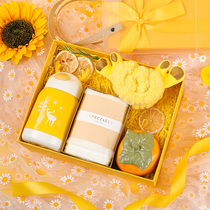 Birthday Gifts for Mothers Bestie Little crowdsourced and advanced Mothers Day bridesmaids accompanied by a practical and refined walk of the heart.