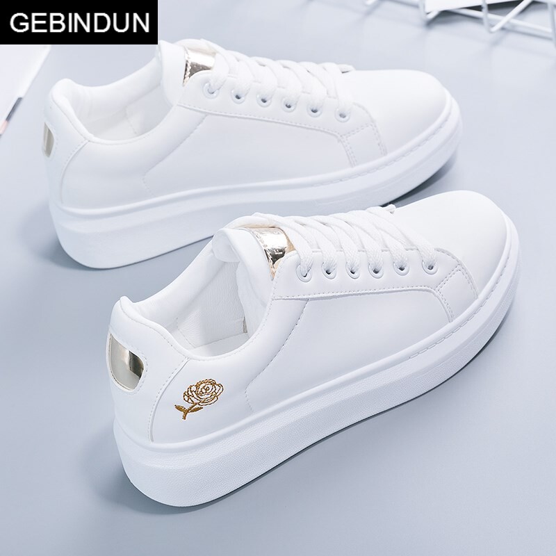 Small white shoes women's autumn and winter 2023 new sports travel all-match casual leather white sneakers thick-soled single shoes