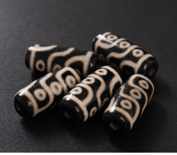 Украшения на руку 西藏九眼天珠 藏传天珠配饰 diy佛珠念珠手串顶珠腰珠配珠