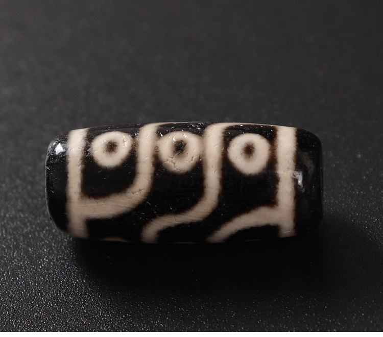 Украшения на руку 西藏九眼天珠 藏传天珠配饰 diy佛珠念珠手串顶珠腰珠配珠