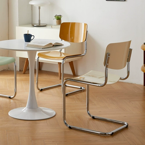 Северный дизайнерский обеденный стул Простой бытовое кресло -стул для макияжа для макияжа