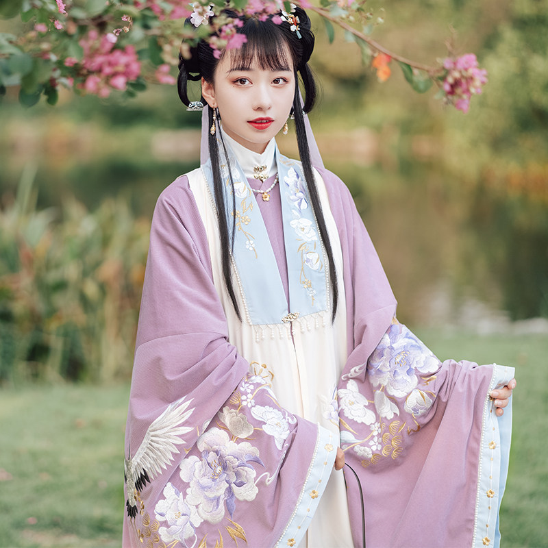 Pool Xia February Membership Cloud Water Yao Ming-made Neckline Skirt long padded jacket Pleated Skirt Long and Original Improved Hanfu Woman