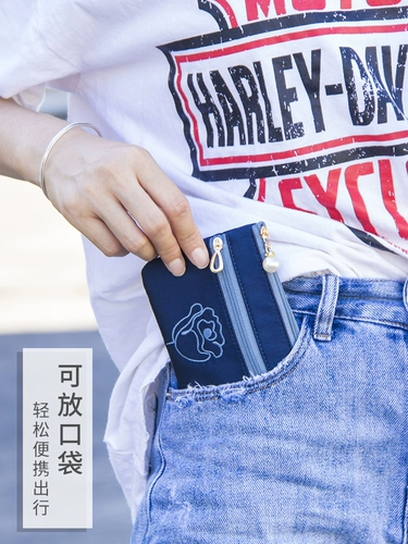 Кошелек, маленькая тонкая сумка через плечо, небольшие дизайнерские наушники для ключей, монеты, короткий картхолдер