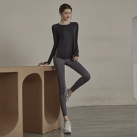 Черный лонгслив, штаны