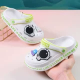 Детские туфли для мальчиков, летние слайдеры, нескользящие пляжные тапочки для выхода на улицу, подходит для подростков