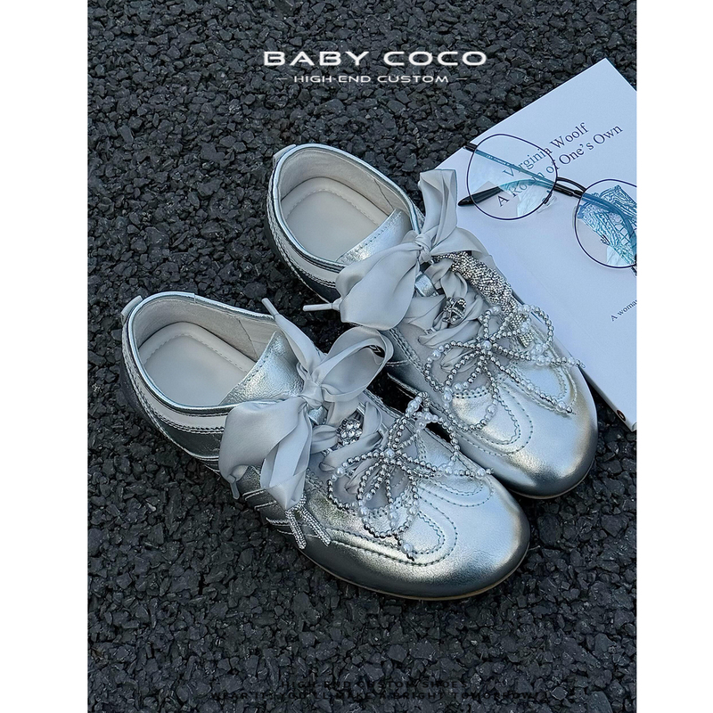 [Same Style as Yang Mi] Silver Ballet-Style Trainers for Women with Piano Keys, Musical Notes, Pearls, and Bowknots, Sporty Casual Shoes