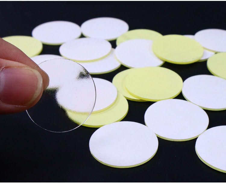 Round high-viscosity non-marking double-sided tape fixed point non-woven glue point stick door frame easy to use without leaving marks 90 grains