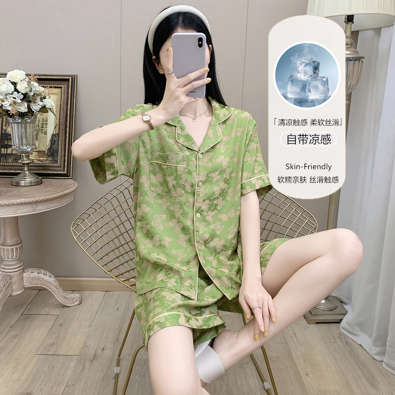 Women's Summer Pajamas 2026 New Style Ice Silk Ladies' Trendy Spring and Autumn Silk Green Loungewear Summer Set