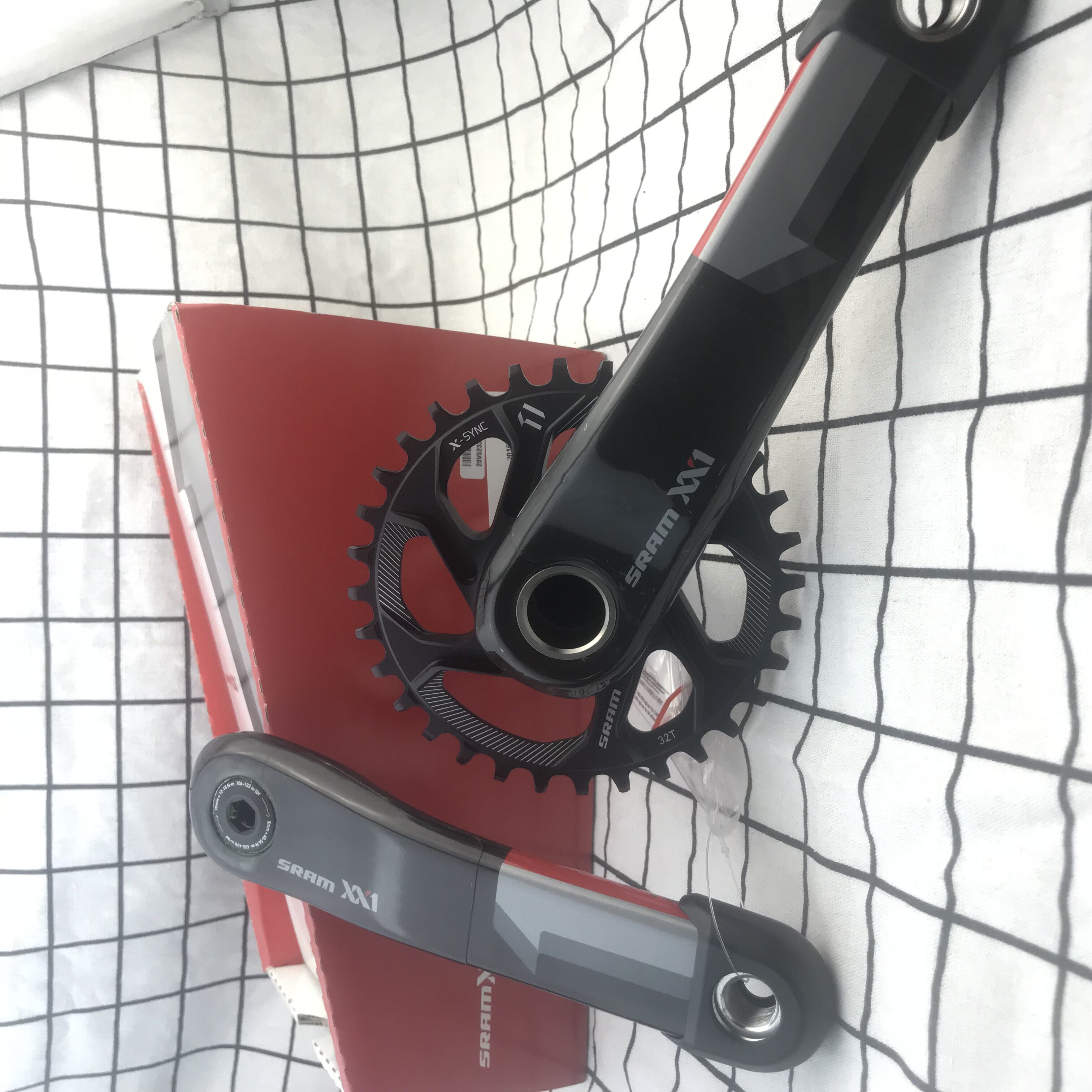 Box of freight SRAM Speed Link XX1 11 speed GXP 32T dental pad Q168 175 leg carbon fiber crank tooth plate