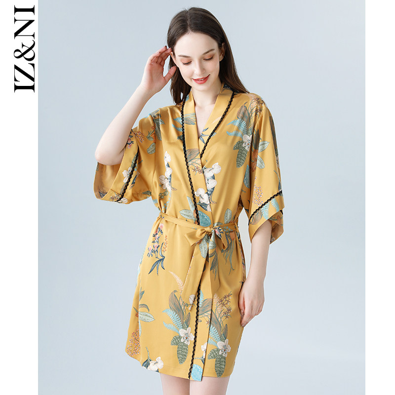 IIZZINI 2022 sleeping robe female spring and summer thin section of ice silk national wind yellow Shu sunflower printed luxurious bathrobe morning robe