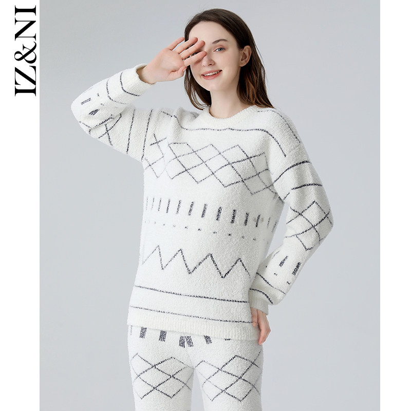 IIZZINI pajamas women's winter long-sleeved soft and warm thick white-shaped text pullover home service suit