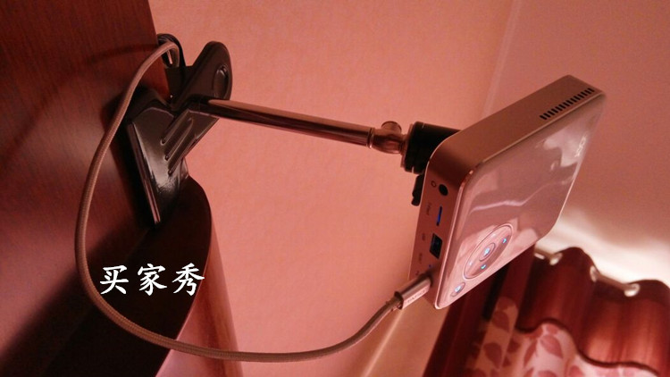 Micro máy chiếu khung máy chiếu phổ quát máy tính để bàn treo tường khung treo khung máy chiếu khung giường - Phụ kiện máy chiếu màn chiếu điện 100 inch