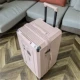 Розовый