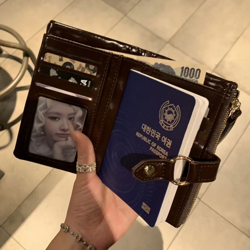 Korean Retro Oil Wax Leather Crocodile Pattern Passport Holder Wallet All-In-One Multi-Card Slot Card Holder Multi-Functional Document Holder New Style