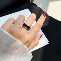 4053 Узкая черная керамика Кольцо 5#