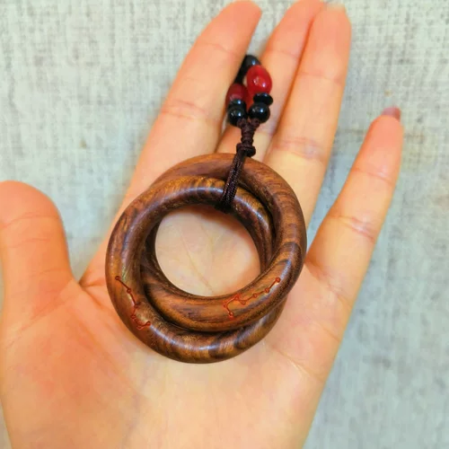 Маленький браслет из старинного материала, подвеска, резное ожерелье ручной работы