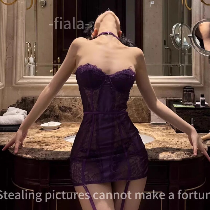 Renmeiluziye【Skirt Underwear】Sexy and Alluring Purple Low-Cut Slim-Fit Halter Neck Corset Strap Top