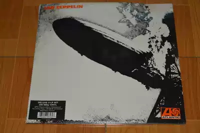 New undismantled led zeppelin zeppelin spacecraft 3 sheets of vinyl