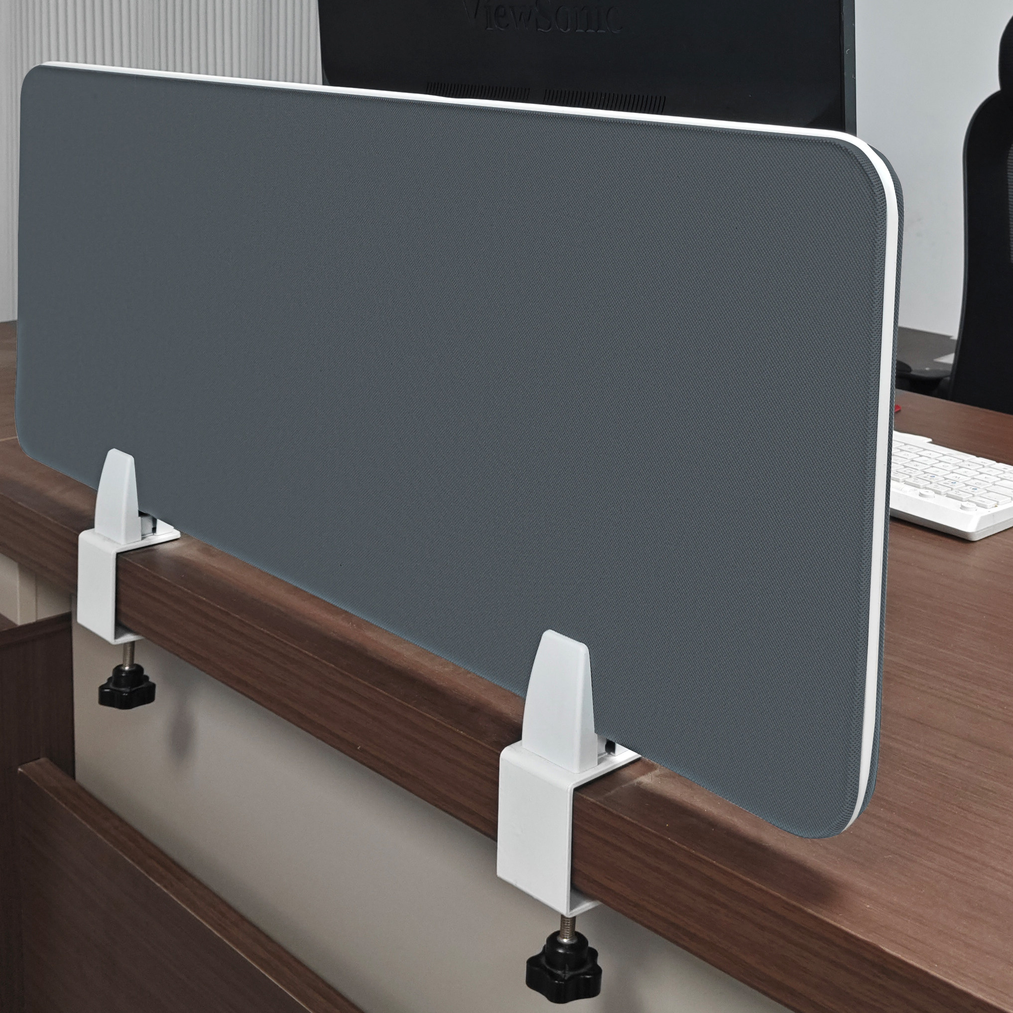 オフィスデスク、デスクトップスクリーン、デスク、落下防止パーティション、コンピューターデスク、ワークステーション仕切り用の布製パーティション。