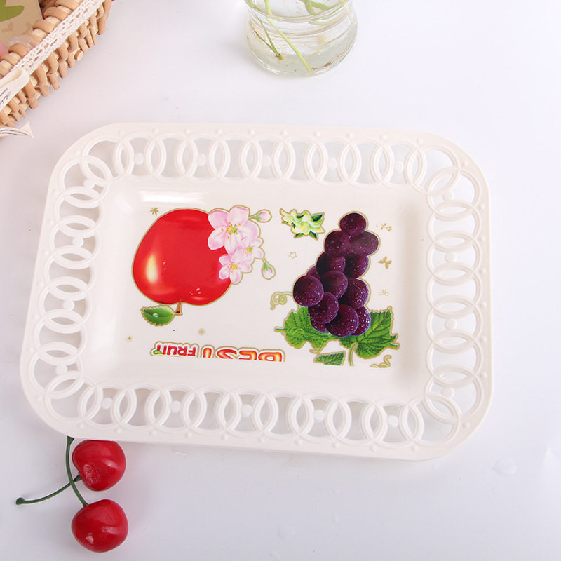 Белая фруктовая тарелка 3