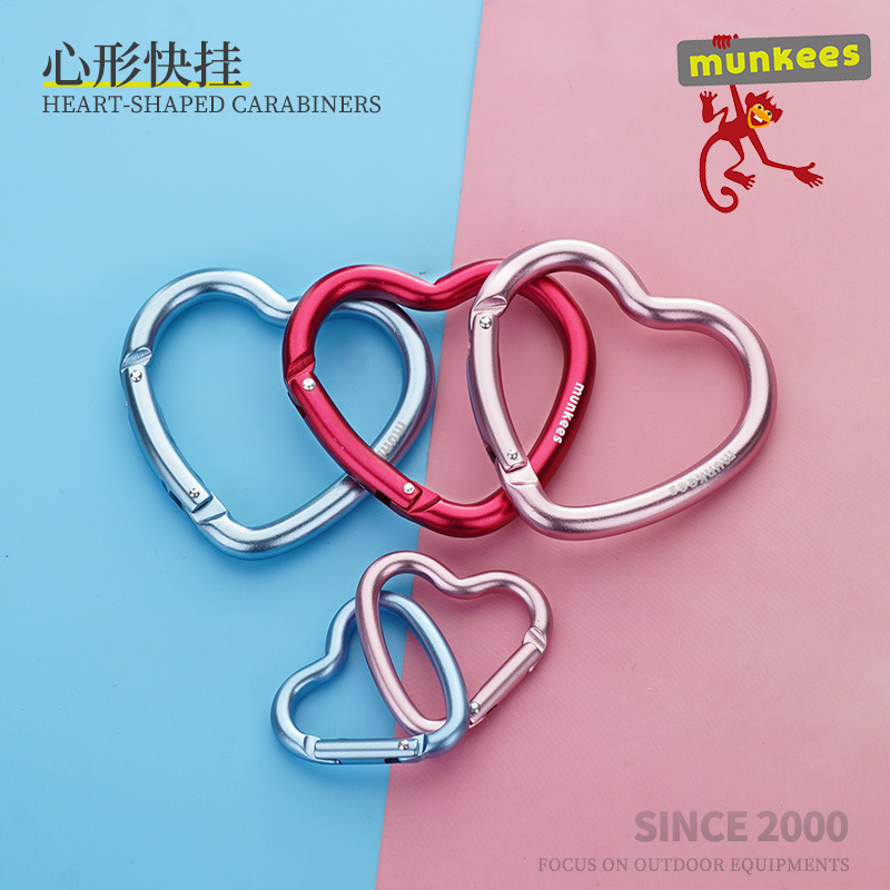 Munkees Heart-Shaped Carabiner Women's Bag Charm Heart-Shaped Keychain Small Pendant Hook Spring Buckle Quick Release