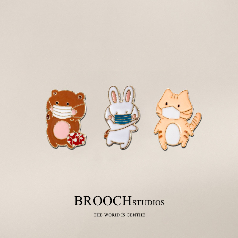 Wearing a mask, small animal brooch, ins tide, personality, niche, cute, Japanese, decoration, student couple, small and fresh