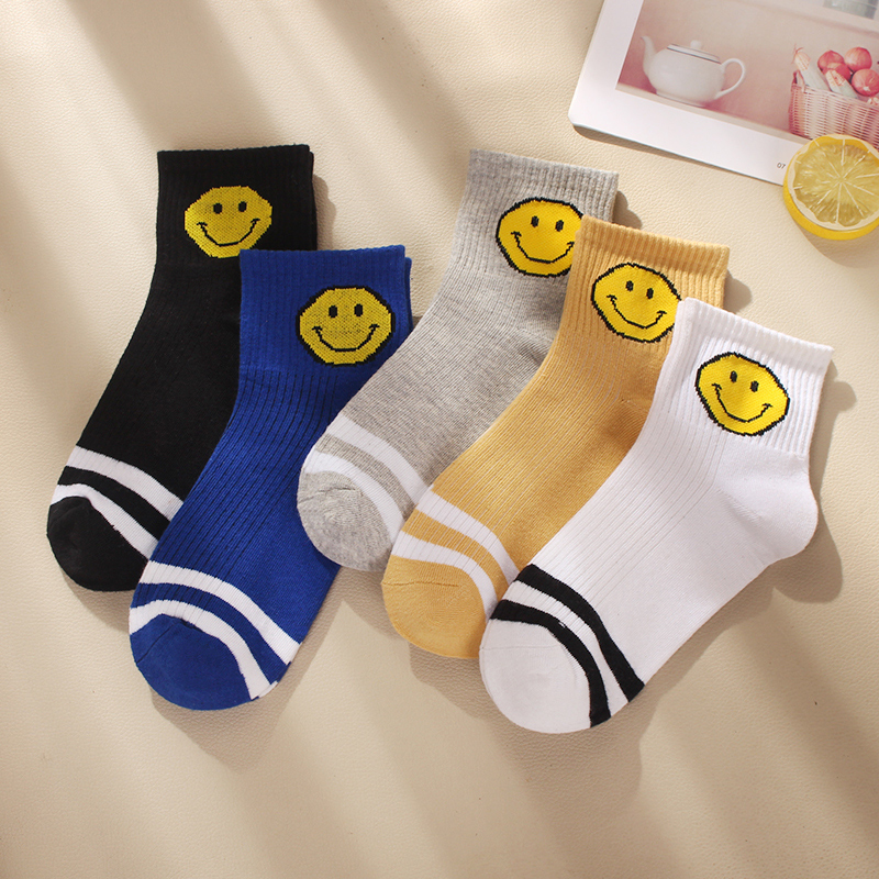 袜子女中筒袜韩版学院风秋季日系可爱卡通防臭