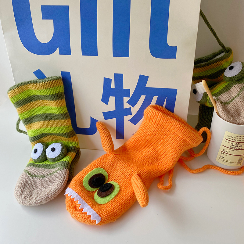 Orange monster alien handmade creative funny ghost horse girl plus velvet lanyard wool mittens autumn and winter cycling