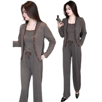 Casual fashionable age-reducing three-piece set 2024 autumn new style temperament suspenders with cardigan jacket wide-leg trousers