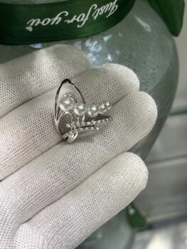 Japanese finished product streamlined gradient 4 5.5mm seawater akoya multi-bead ring 18k natural diamond