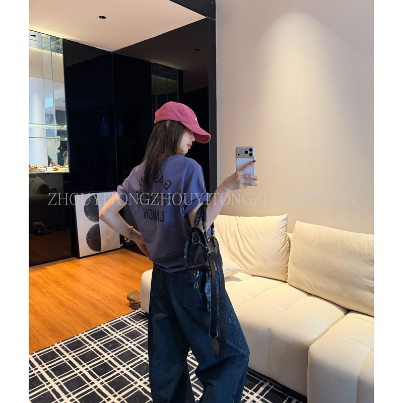 [Define Style] Zhou Yitong's New Summer American Retro Straight-Shoulder Short-Sleeve T-Shirt for Women, Summer Design Top