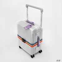 Матовый чемодан, 20 дюймов