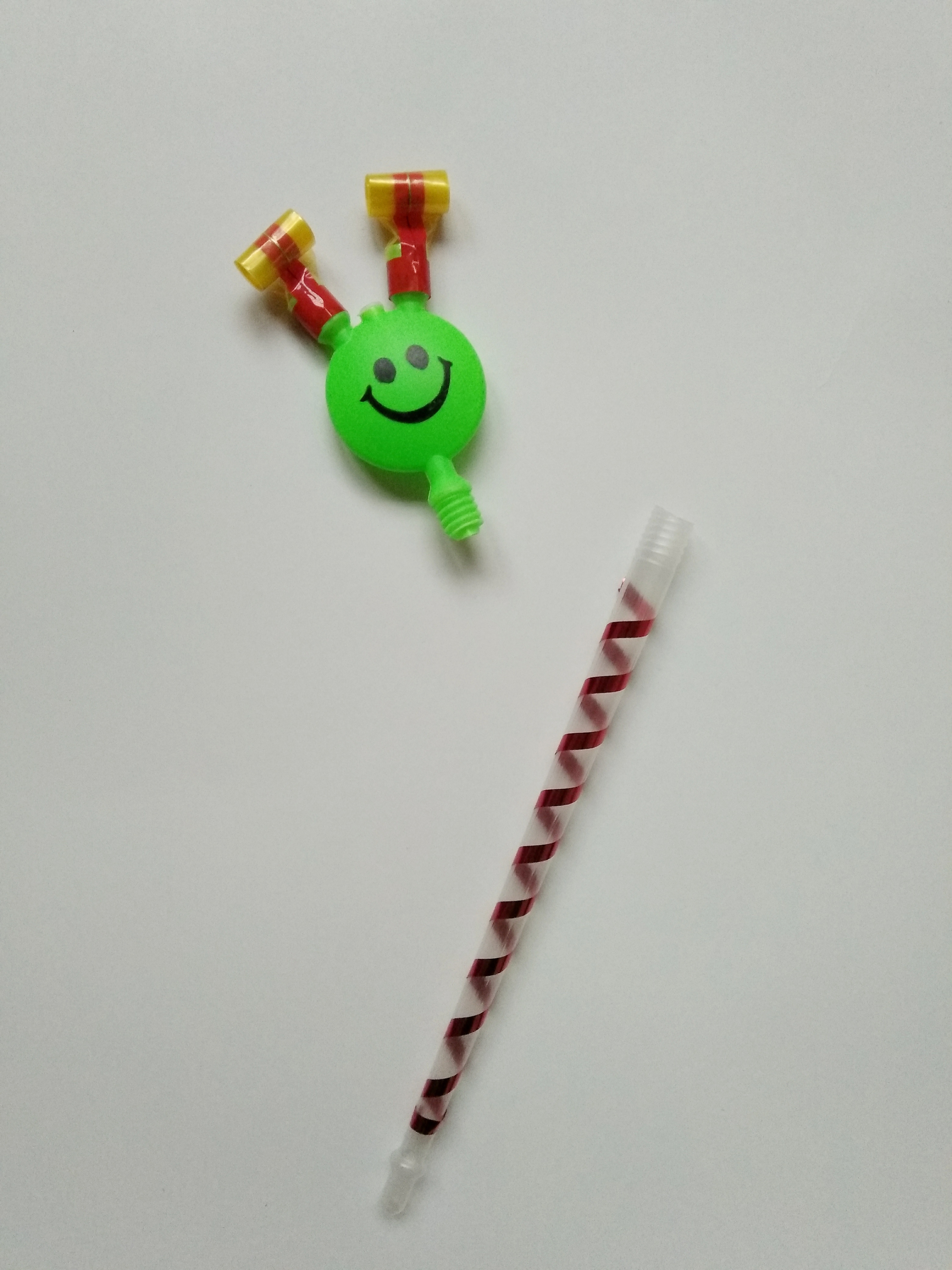 Mặt cười lớn thổi kèn rồng Bữa tiệc sinh nhật thổi thổi quà tặng trẻ em đạo cụ hề - Đồ chơi âm nhạc / nhạc cụ Chirldren cửa hàng đồ chơi trẻ em