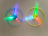 Большой свет -измеряющий руку с толчкой летающая блюдца Tianwai Faixian Night Light Bamboo Dragonfly Flash Toys Toys Hot Source Source