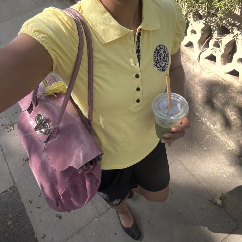 Sloow Down* Puff Sleeve Yellow Badge Polo Collar Short Sleeve