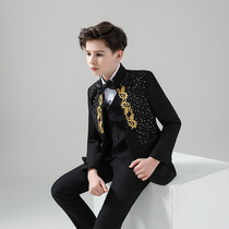 Boys host dress suit handsome British childrens suit small suit model catwalk piano performance