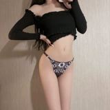 Сексуальное искушение чистое вышивание пряжи.