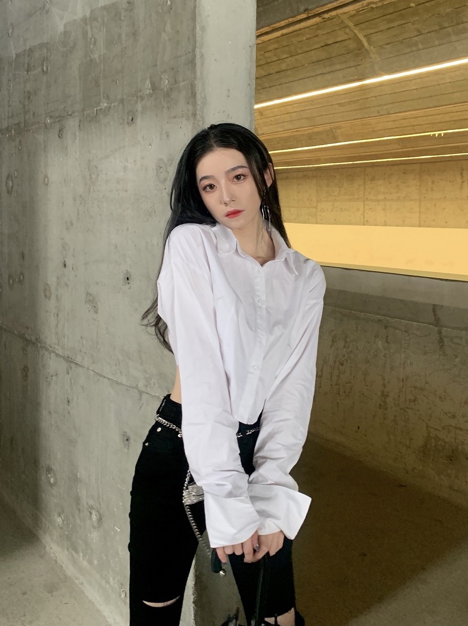 SIMONA22 Autumn Style All-match King Irregular Cut White Shirt Short Section Showing Legs Long Curved Hem