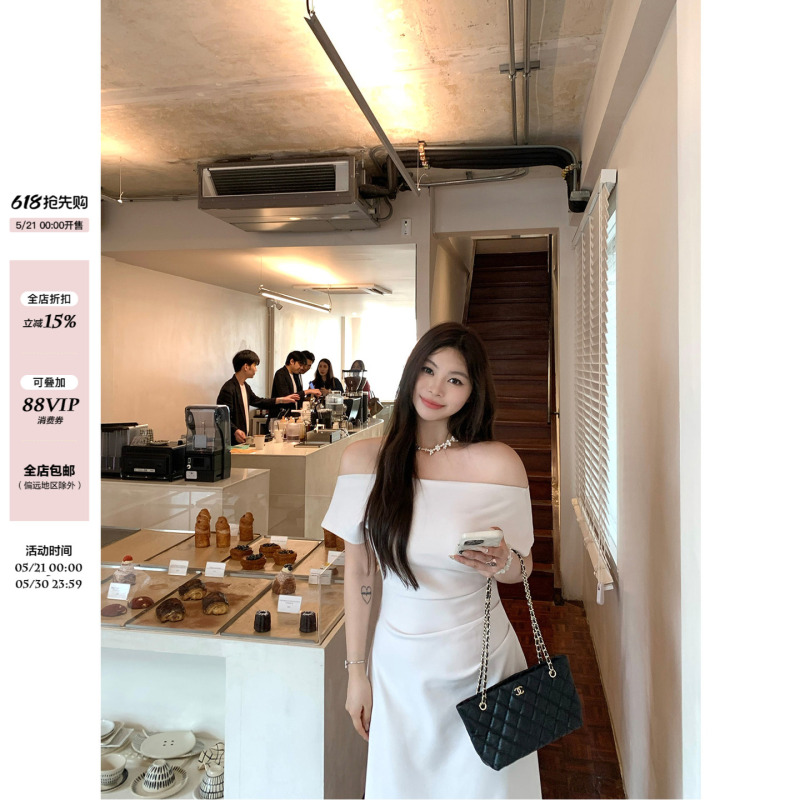 Wild and Spicy Slightly Chubby Girl Irregular Off-Shoulder Dress 2026 New Style Off-Shoulder Elegant Waist-Cinching Long Dress