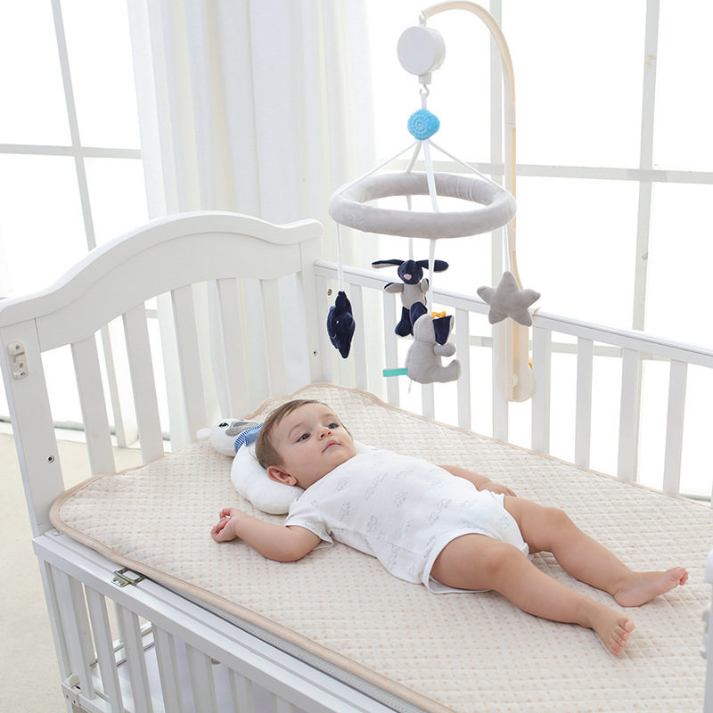 Infant rotating bedside music bell music pendant baby car crib music pendant newborn rattle bracket rattle