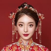 Show with a simple and generous wedding Fengguan Step rocking the bride 2021 The new atmosphere shows a small golden color